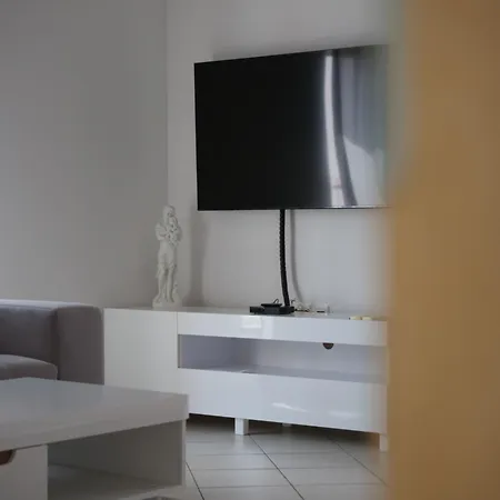 Malu شقة