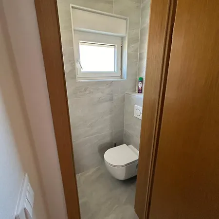Apartment Malu Rogoznica