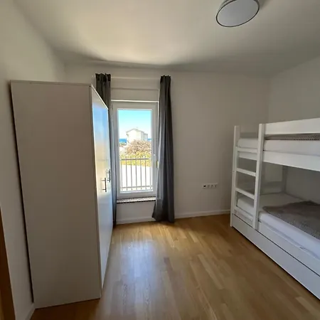 Malu Rogoznica * Rogoznica (Sibenik-Knin)