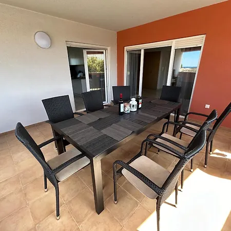 Apartment Malu Rogoznica *